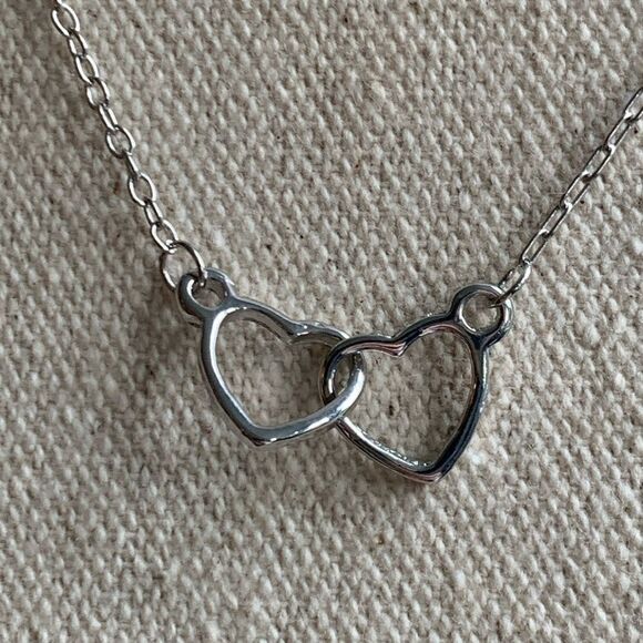 Elegant Double Interlocking Hearts Love Necklace in Silver with Gift Pouch, NEW - Picture 8 of 12